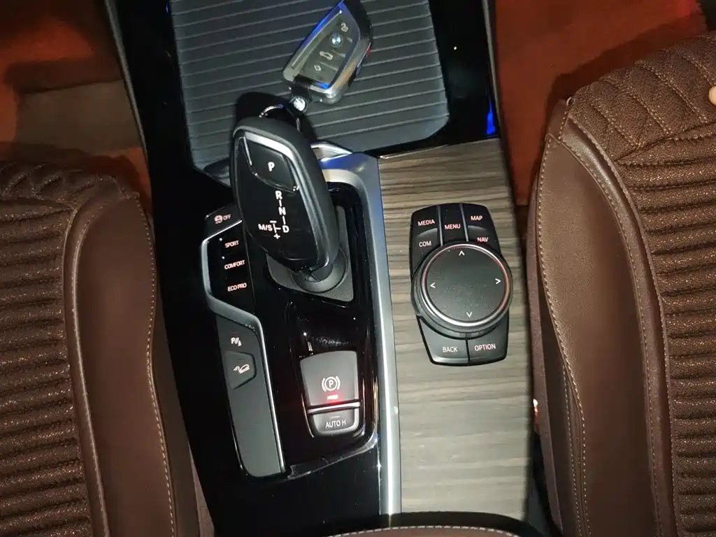 BMW X3 2018 xDrive28i Luxury Package China VI фото 10