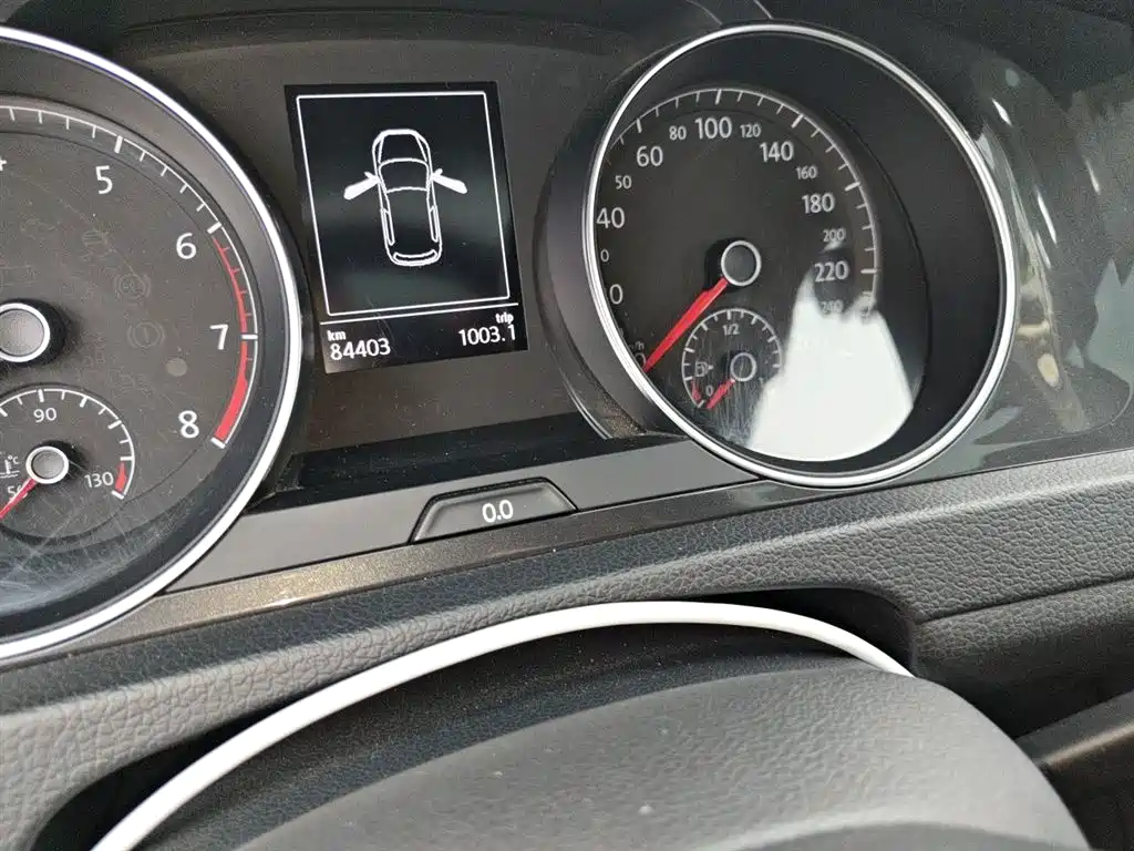 Volkswagen Golf 2018 1.6L Automatic Comfort фото 8