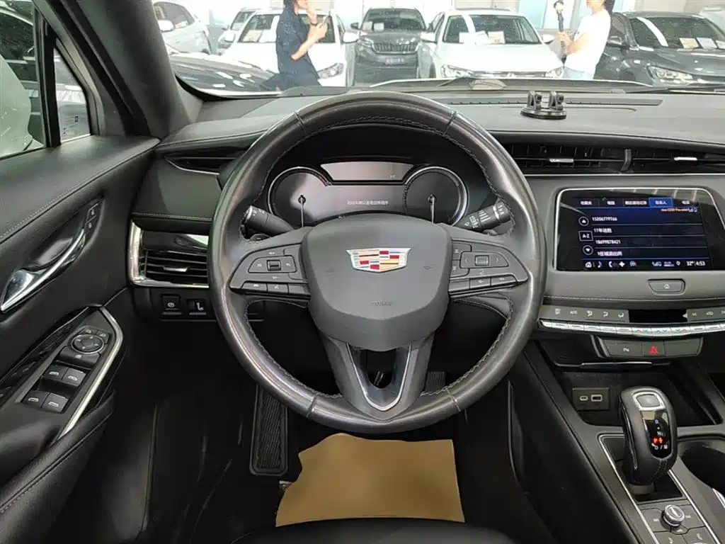 Cadillac XT4 2018 Model 28T 2WD Technology фото 11