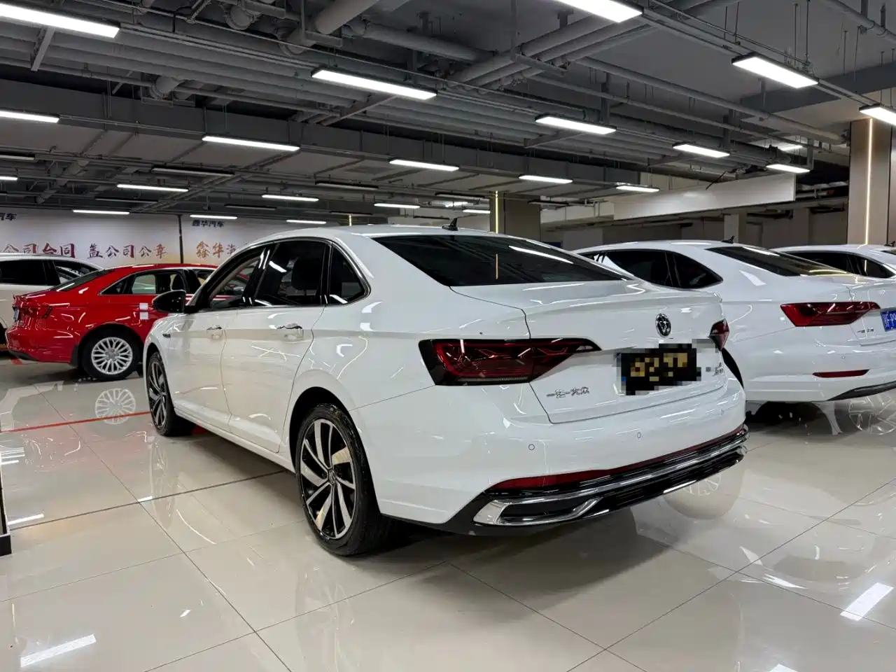 Volkswagen Sagitar 2023 280TSI DSG Surpass Plus Edition фото 9