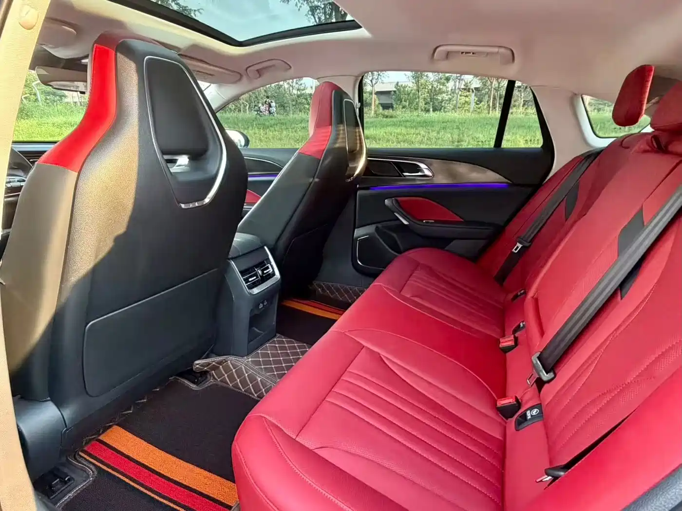 Hongqi H6 2026 2025 Model 2.0T Far-Reaching Edition