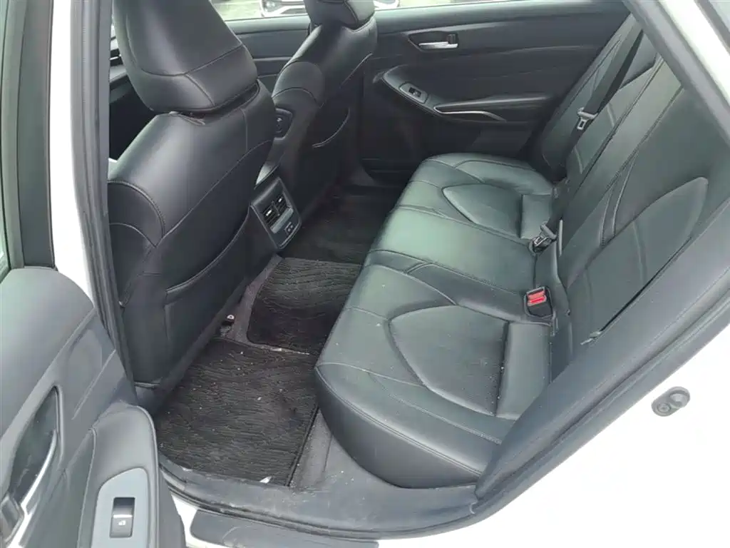 Toyota Avalon 2023 2.0L Luxury Edition фото 24