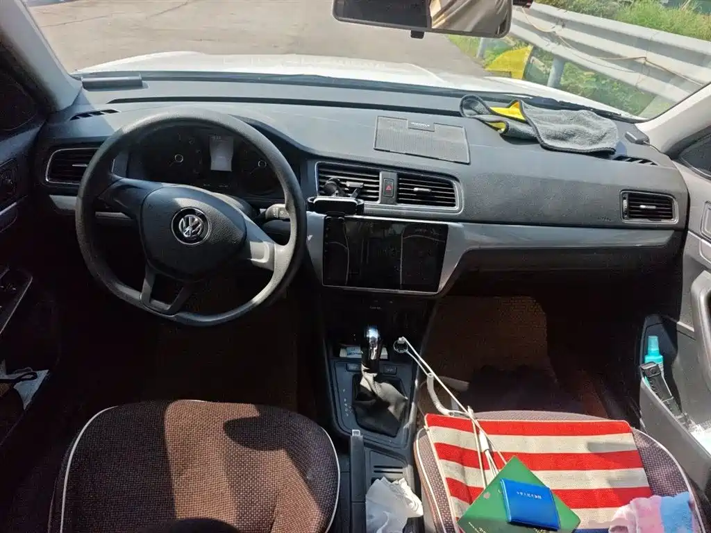 Volkswagen Lavida 2018 Classic 1.5L Automatic Trend China VI фото 5