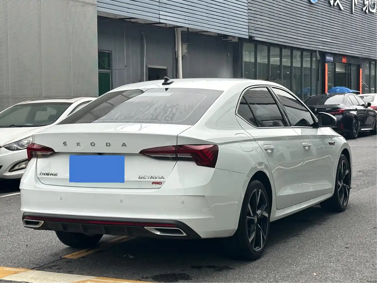 Škoda Octavia 2023 Facelift PRO TSI280 Premium Edition фото 8