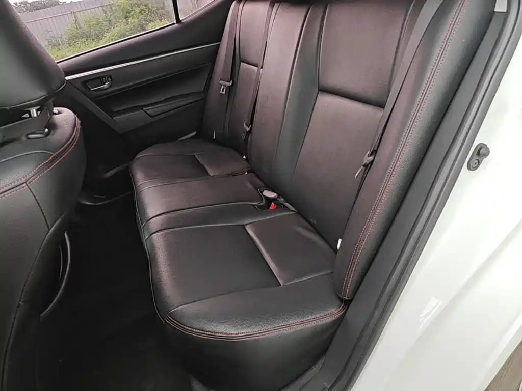 Toyota Corolla 2018 1.2T S-CVT GL Smart Edition фото 17