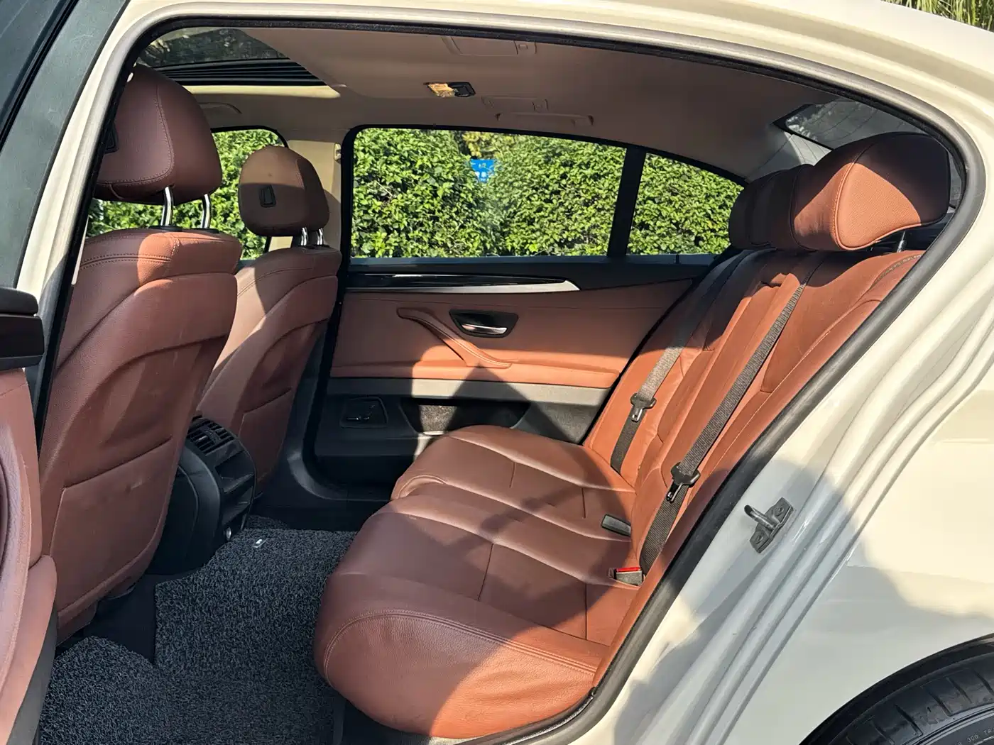 BMW 5 Series 2014 520Li Elegance фото 11