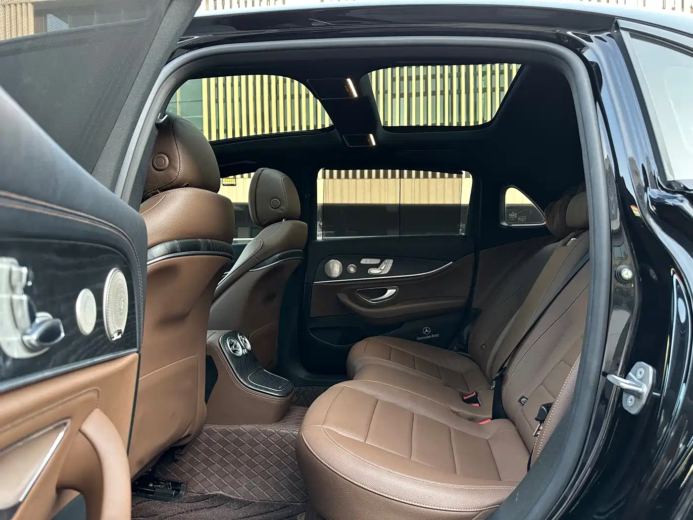 Mercedes-Benz E-Class 2022 E 300 L Sport Luxury фото 11