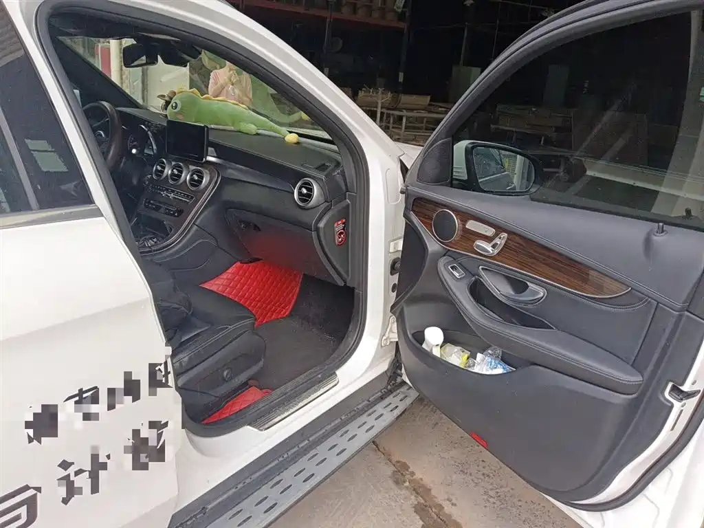 Mercedes-Benz GLC 2019 GLC 260 4MATIC Luxury фото 22