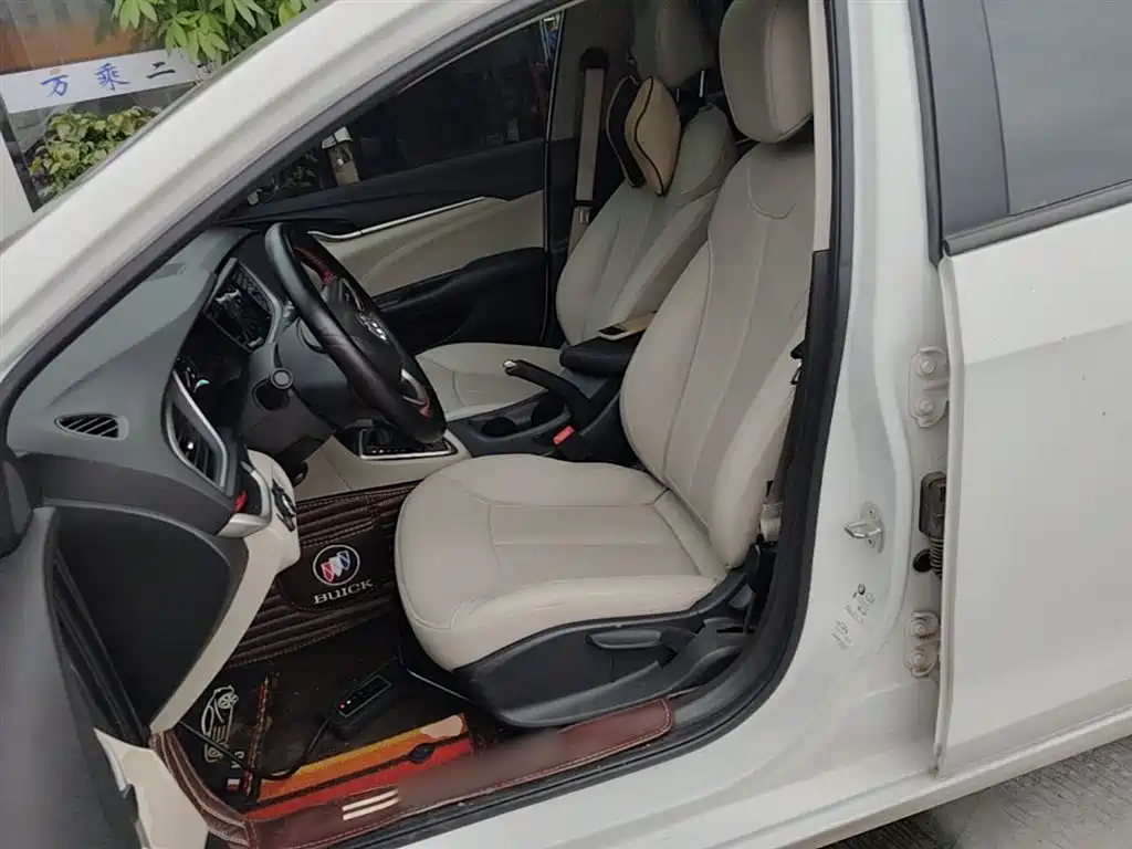 Buick Excelle 2019 15T DCT Connected Elite Type China VI фото 15