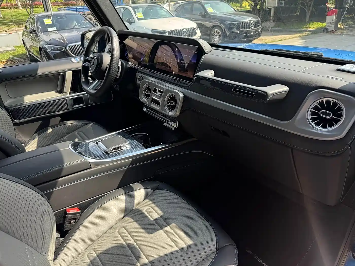 Mercedes-Benz G-Class New Energy 2025 G580 Launch Special Edition фото 18