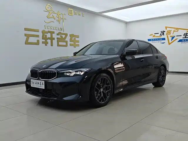 BMW 3 Series 2025 330Li M Sport Night Edition
