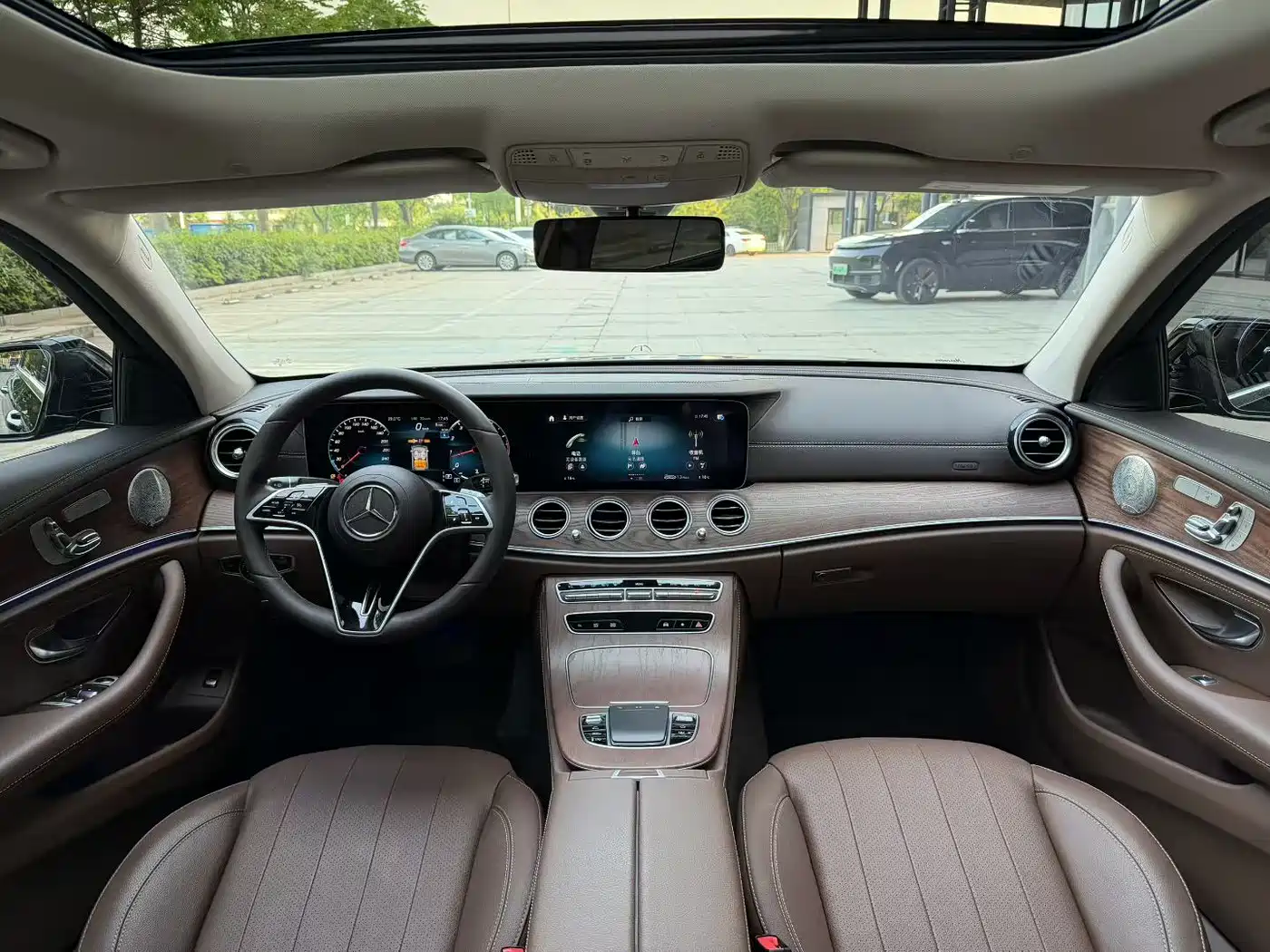 Mercedes-Benz E-Class 2023 E 300 L Luxury фото 5