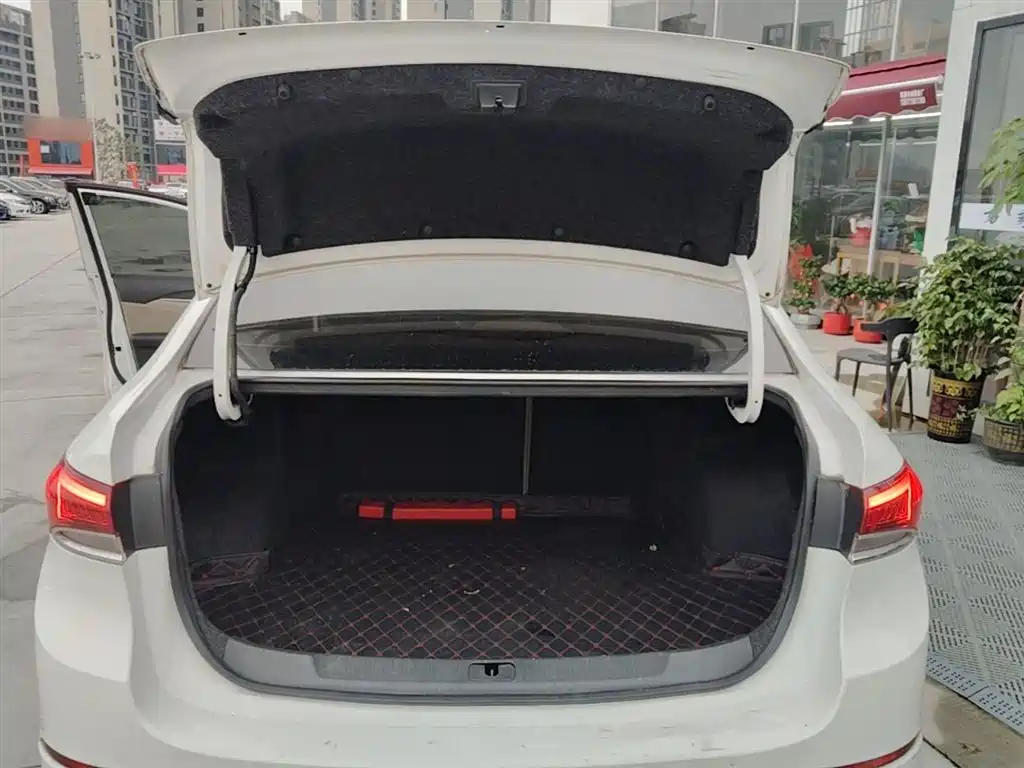 Buick Excelle 2019 15T DCT Connected Elite Type China VI фото 19