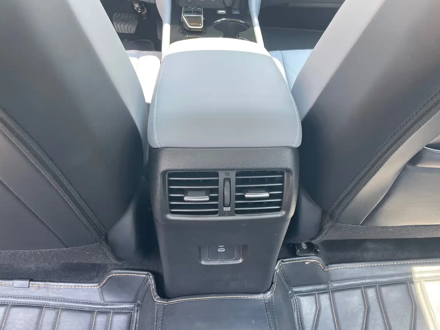 Фото 13 - Nissan Sylphy