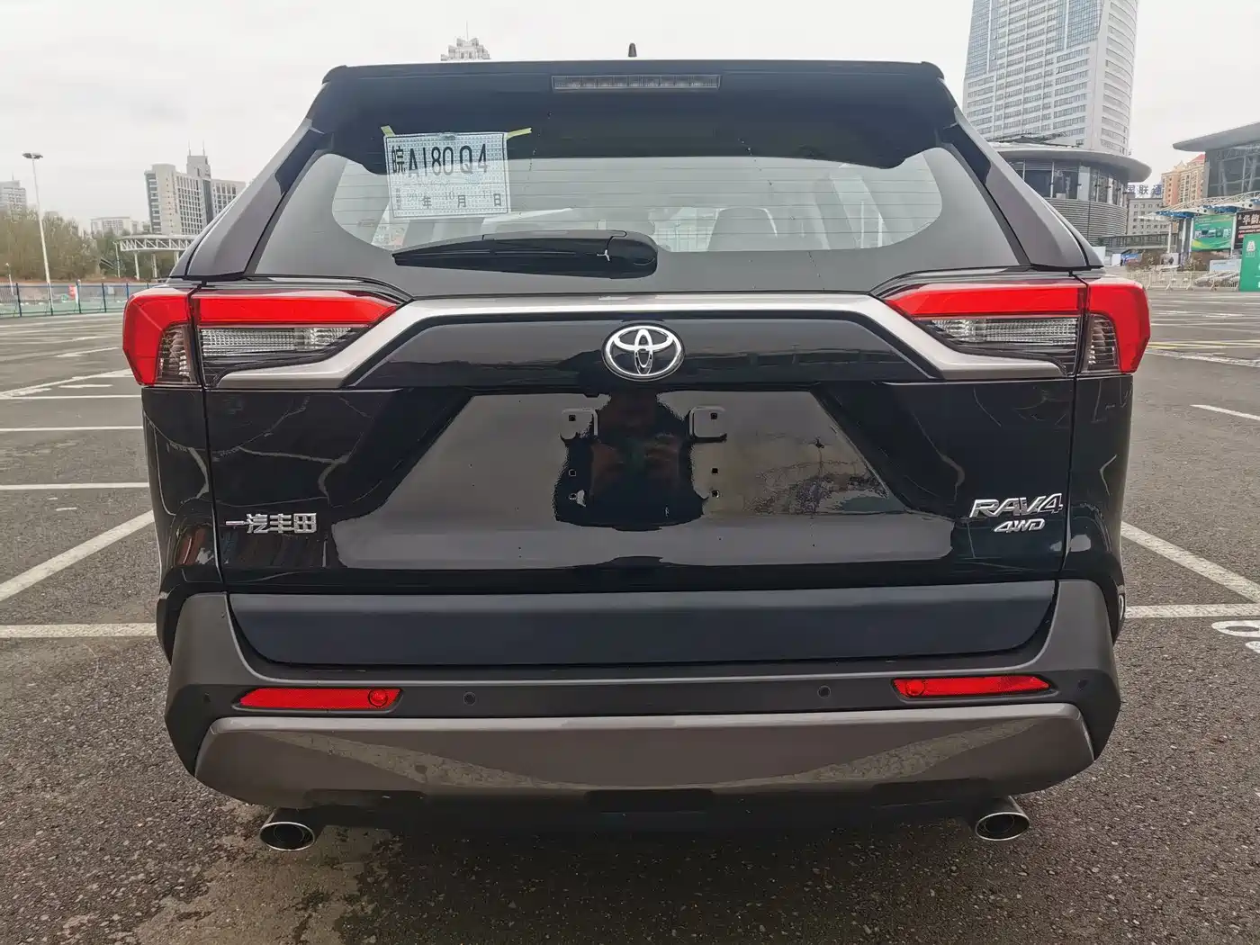 Toyota RAV4 Rongfang 2022 2.0L CVT 4WD Premium Edition фото 4