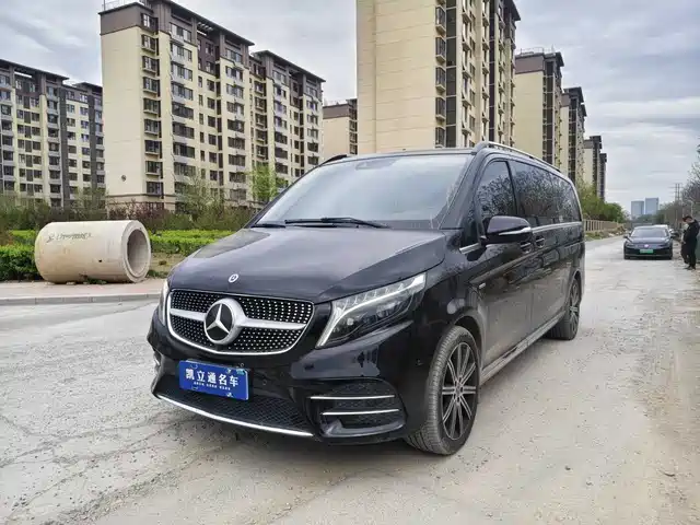 MERCEDES-BENZ V CLASS