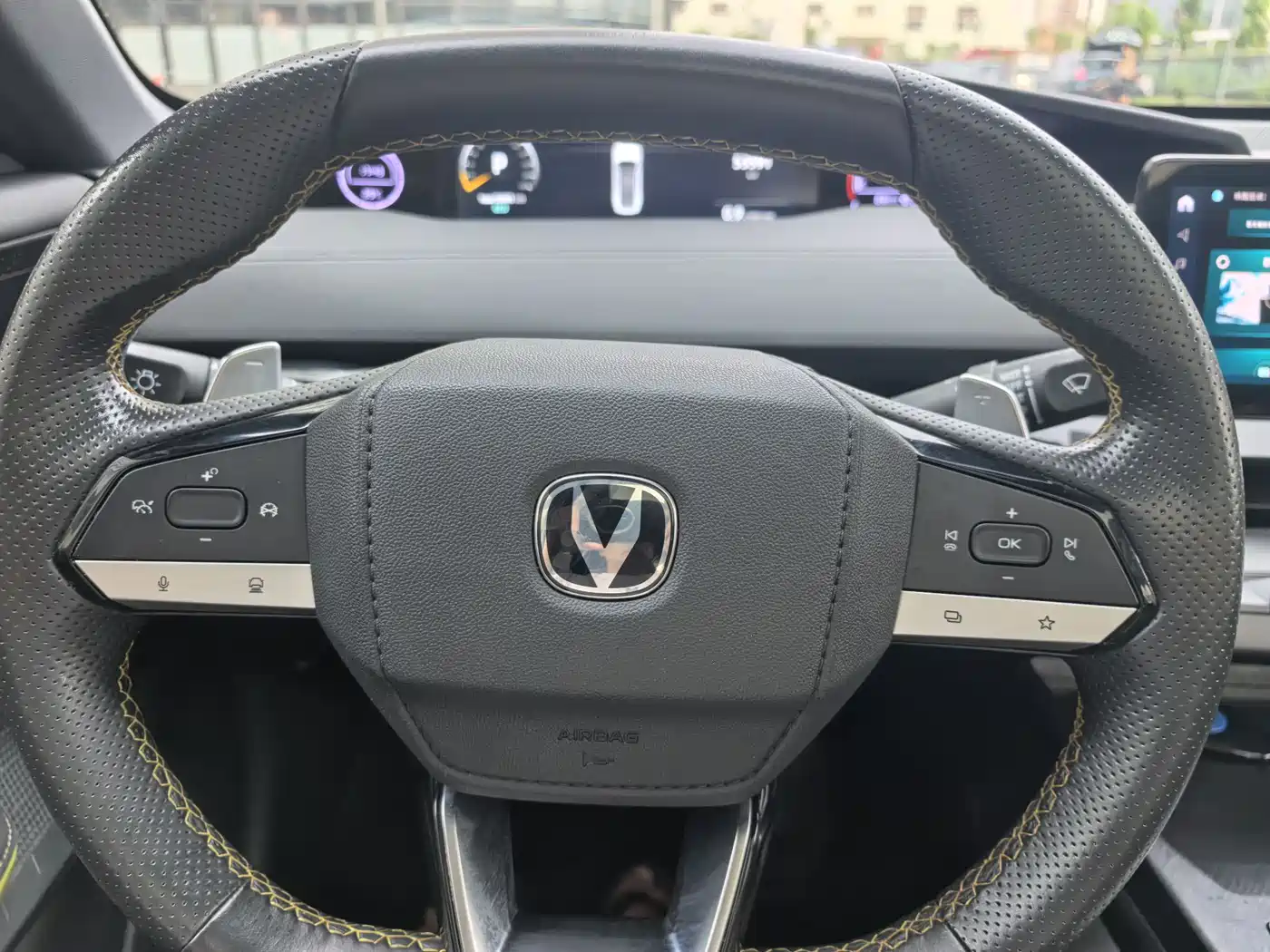 CHANGAN UNI-V