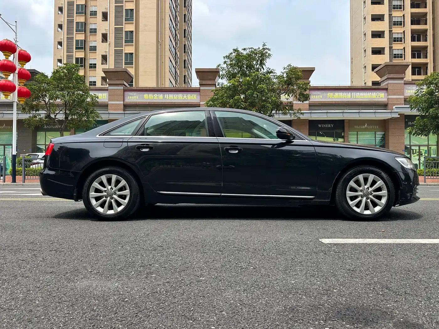 Фото 7 - Audi A6L