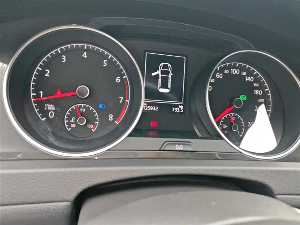 Volkswagen Golf 2016 230TSI Automatic Luxury фото 19