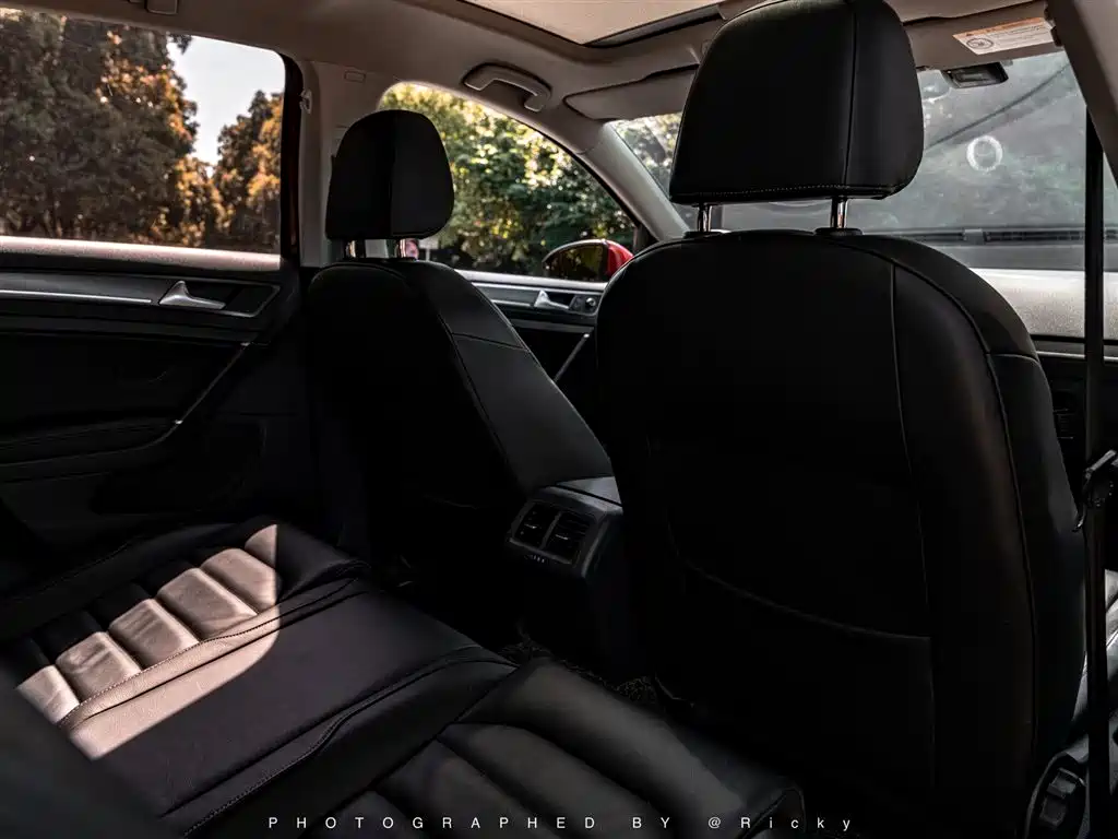 Volkswagen Golf 2015 1.4TSI Automatic Luxury фото 8