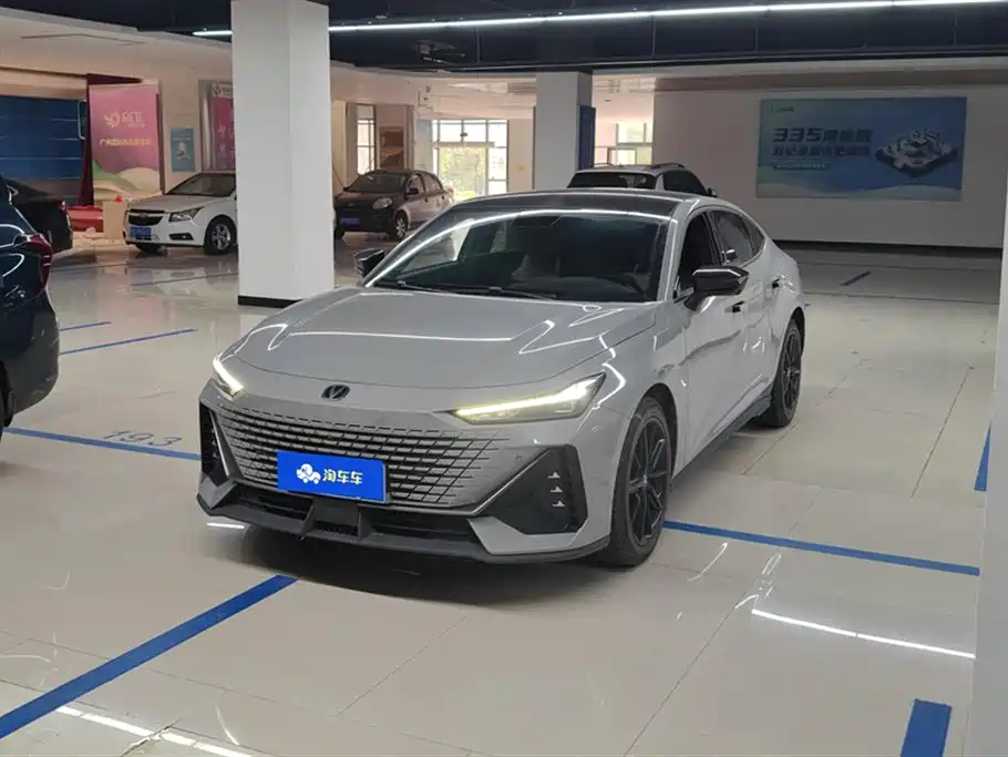 CHANGAN UNI-V