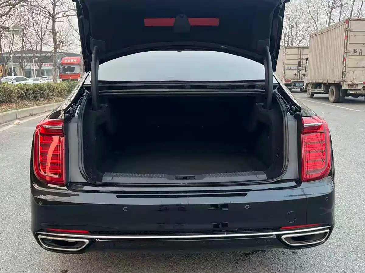 Hongqi H9 2022 2.0T Smart Connect Flag Enjoy Edition фото 21