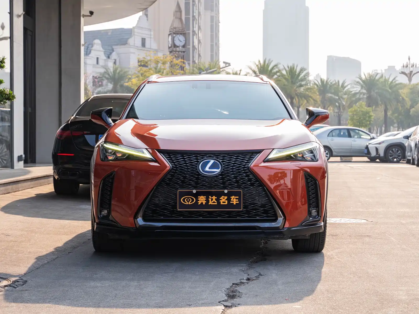 Photo 2 - Lexus UX