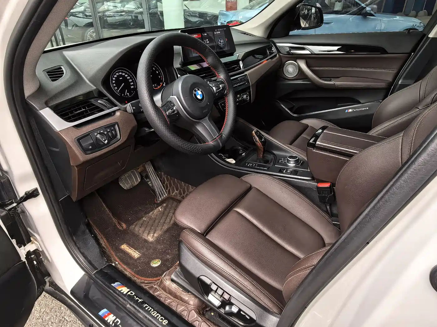 BMW X1 2021 sDrive25Li Leading фото 7
