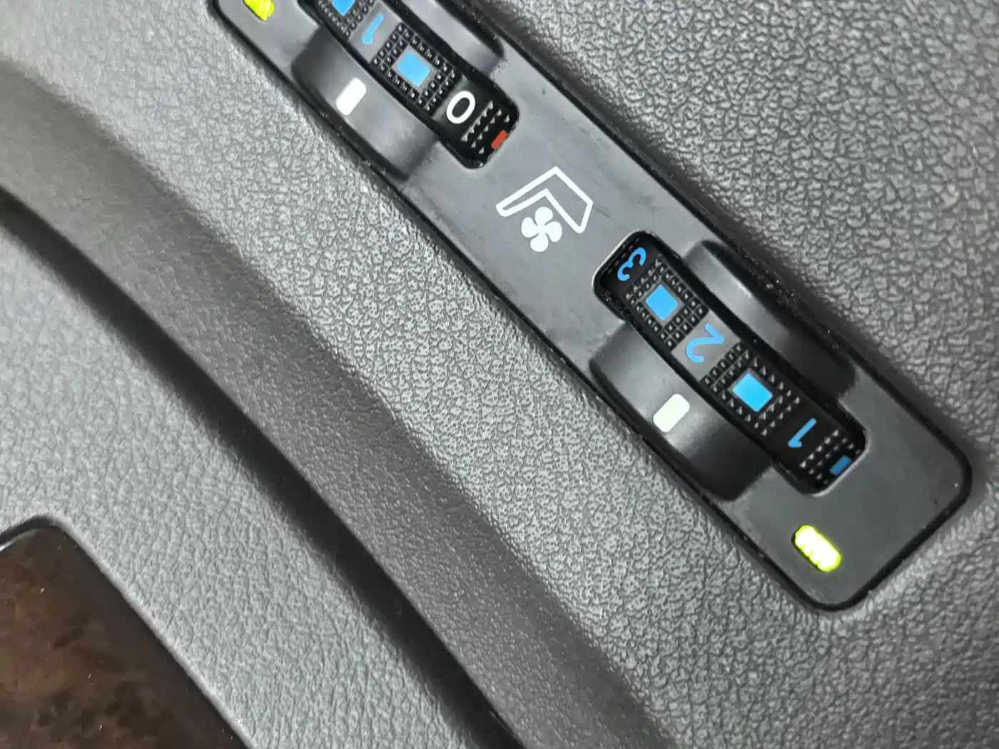 Lexus ES 2010 240 Luxury Edition фото 12