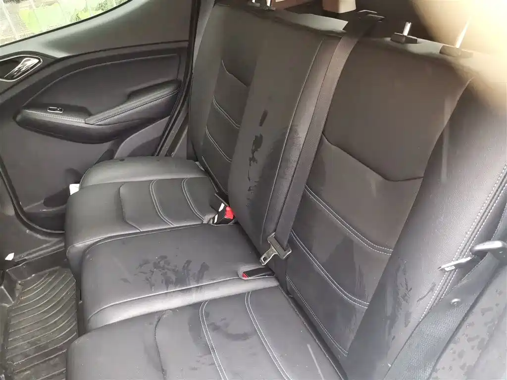BYD Yuan New Energy 2018 EV360 Smart Connected Cool Edition фото 13