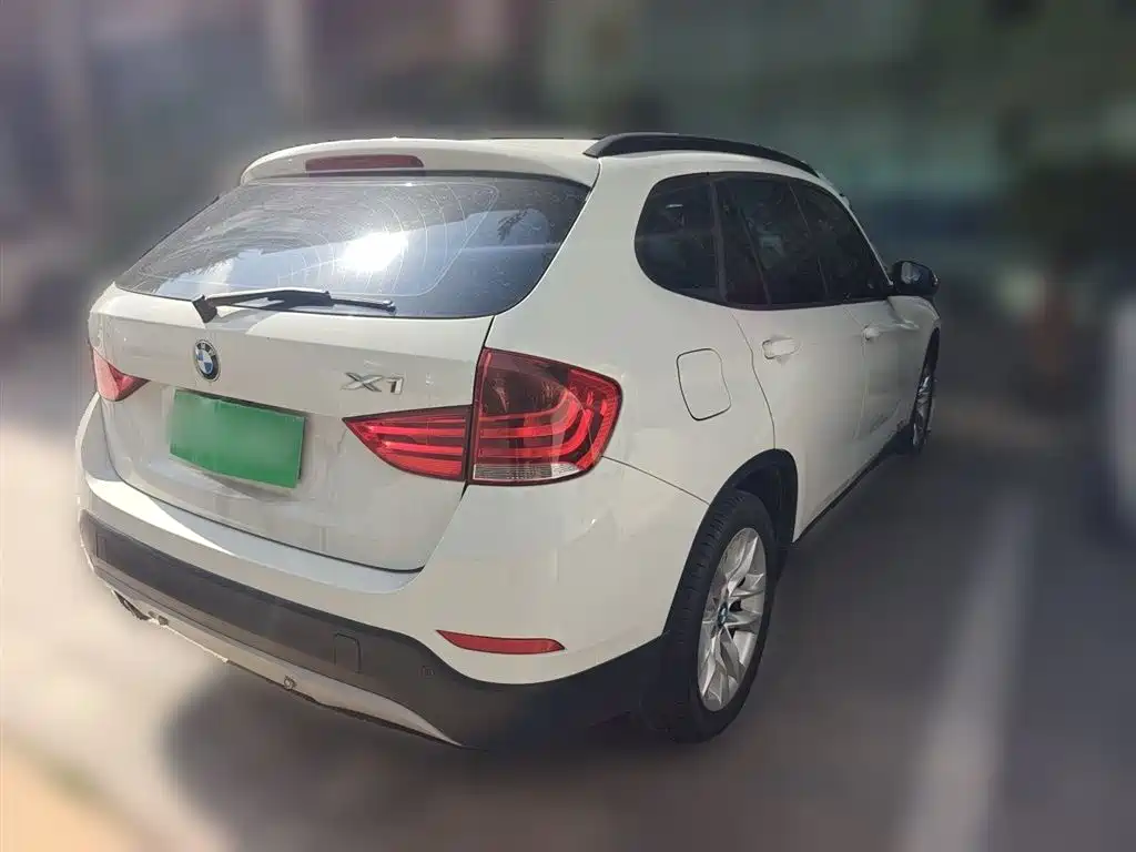 BMW X1 2015 Model sDrive18i Fashion Advanced Edition фото 6