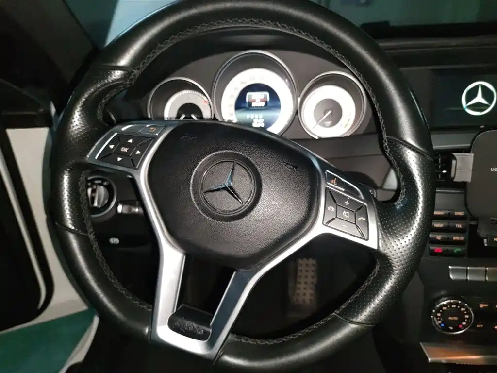 Mercedes-Benz C-Class (Import) 2013 C 180 Coupe фото 11