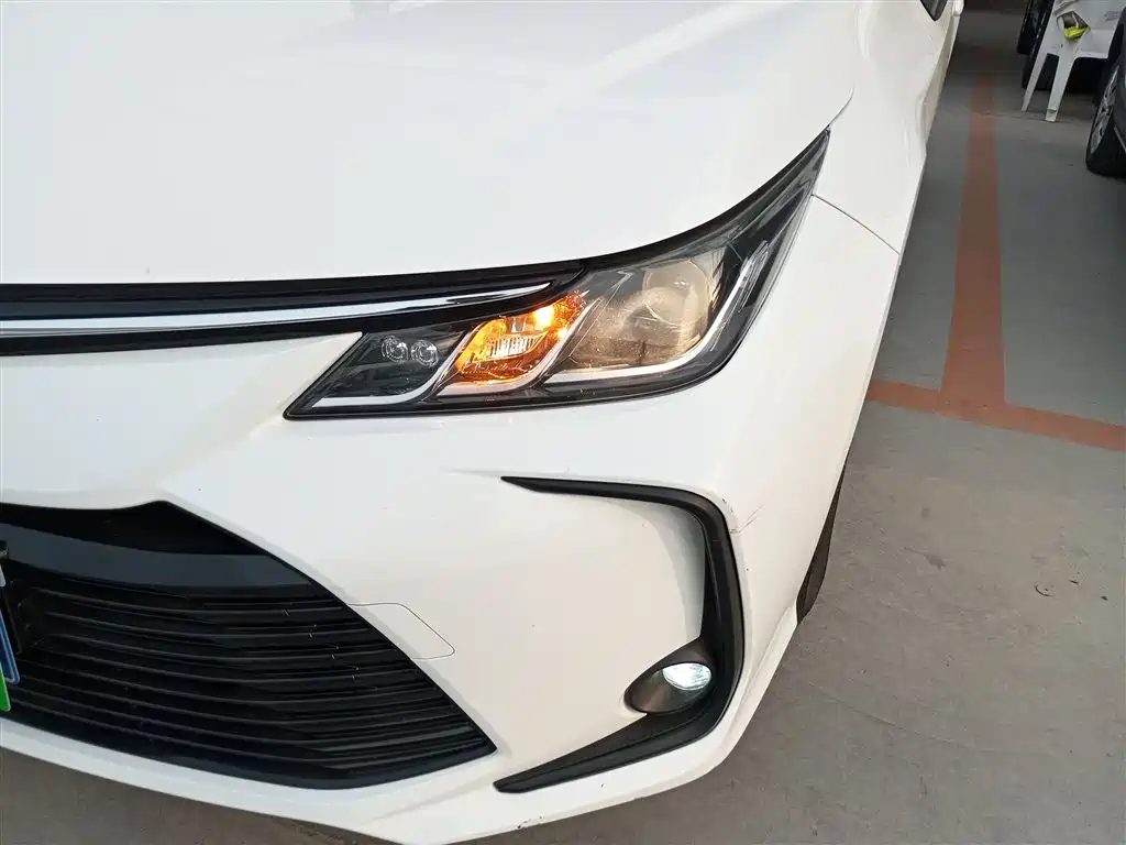 Toyota Corolla 2019 1.2T S-CVT GL-i Elite Edition фото 18