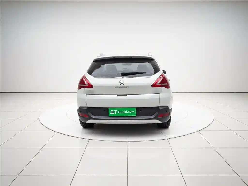 Peugeot 3008 2015 2.0L Automatic Classic Edition фото 3
