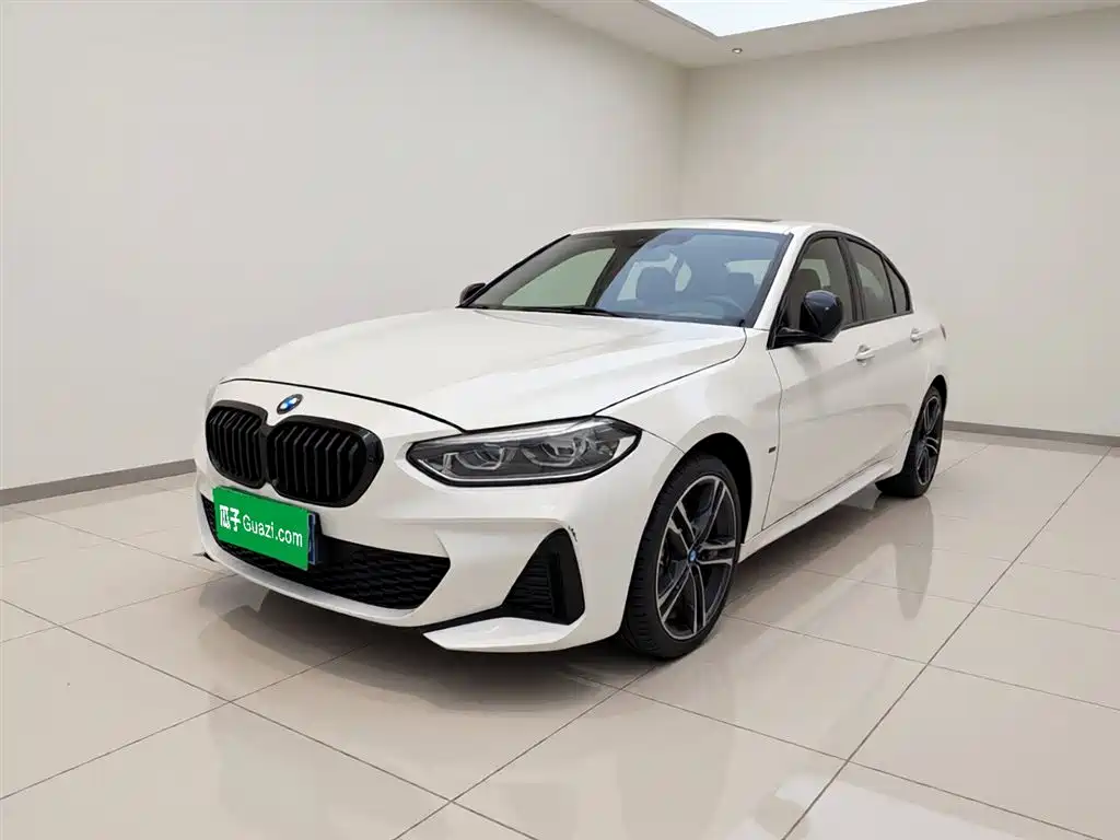 BMW 1 Series 2021 125i M Sport Black Night Edition