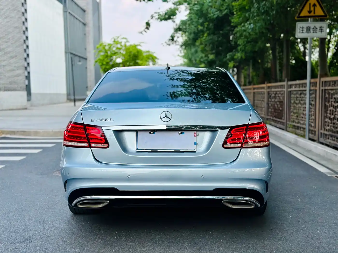 Mercedes-Benz E-Class 2015 Facelift E 260 L Sport фото 5