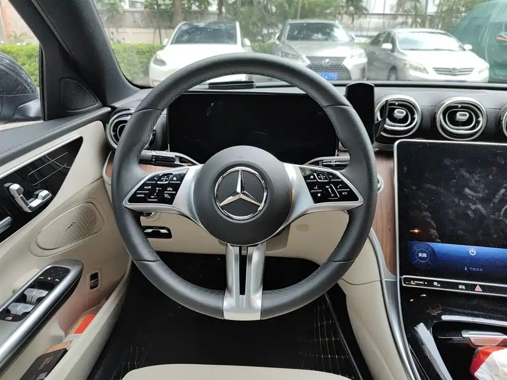 Mercedes-Benz C-Class 2024 Second Facelift C 260 L фото 6