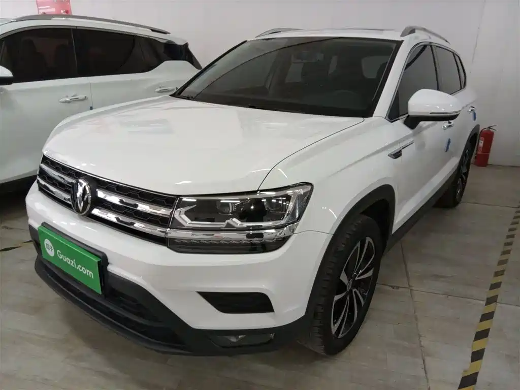 Volkswagen Tharu 2021 280TSI 2WD Luxury Plus фото 2
