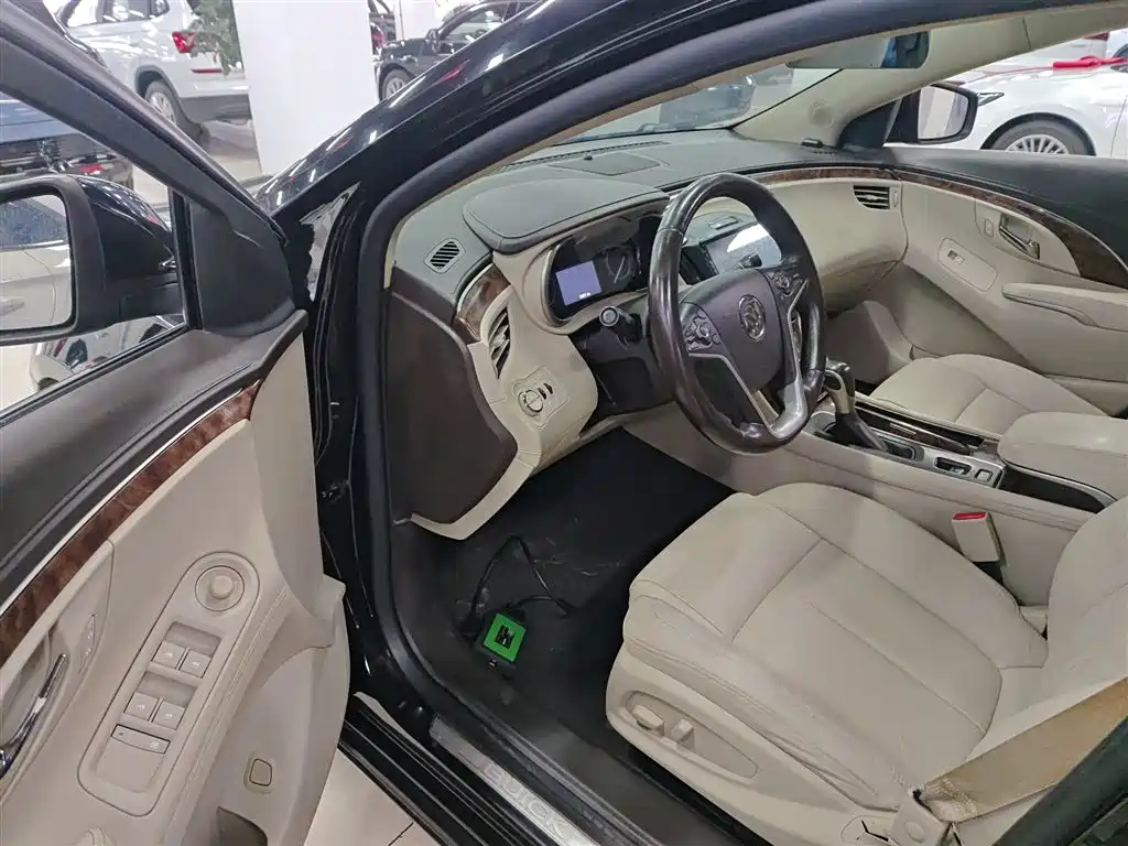 Buick LaCrosse 2013 2.4L SIDI Leading Comfort фото 12