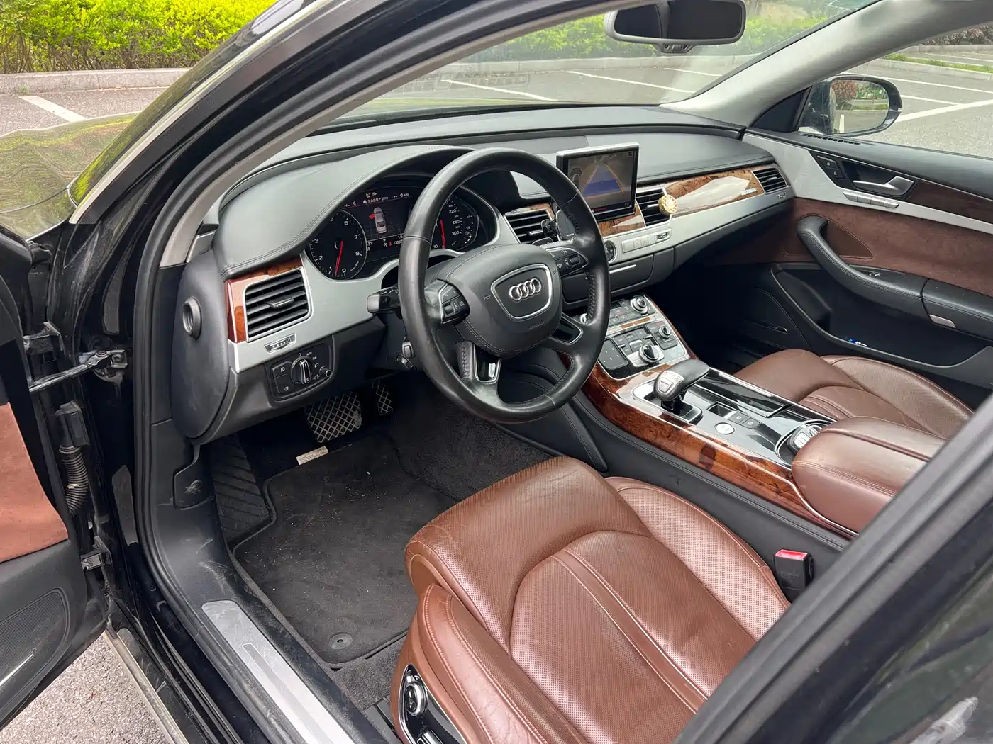 Audi A8 2012 A8L 45 TFSI quattro Luxury фото 8