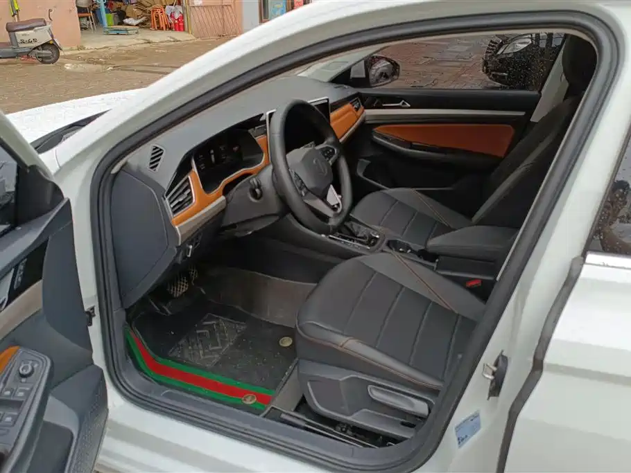Volkswagen Bora 2023 200TSI DSG Yuexing Edition фото 9