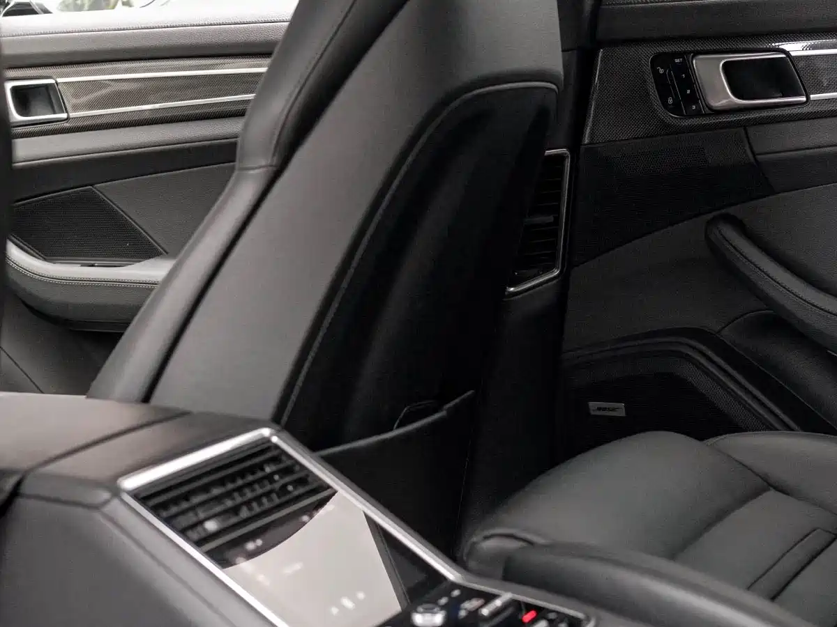 Porsche Panamera 2017 Panamera 4S 2.9T фото 16