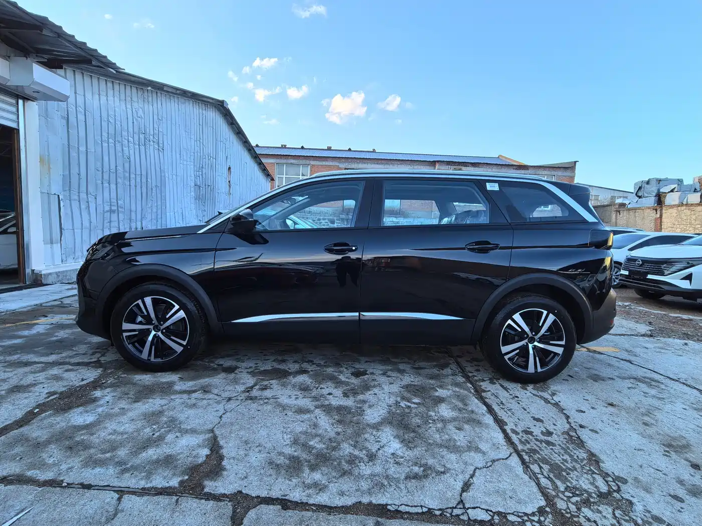 PEUGEOT 5008