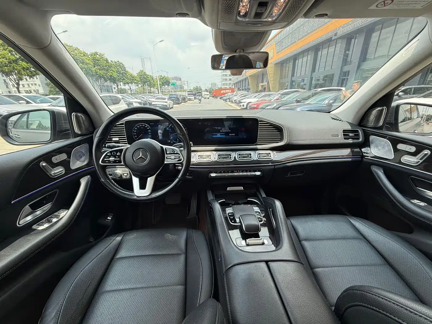 صورة 6 - Mercedes-Benz GLE