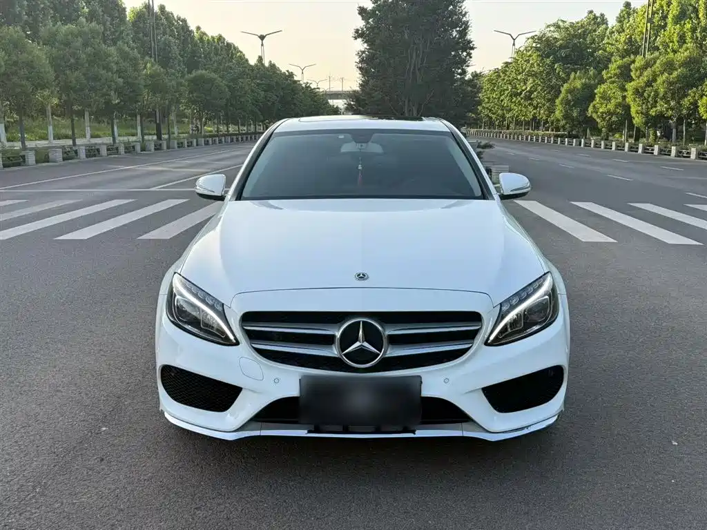Mercedes-Benz C-Class 2017 Facelift C 180 L Fashion Sport Edition фото 3