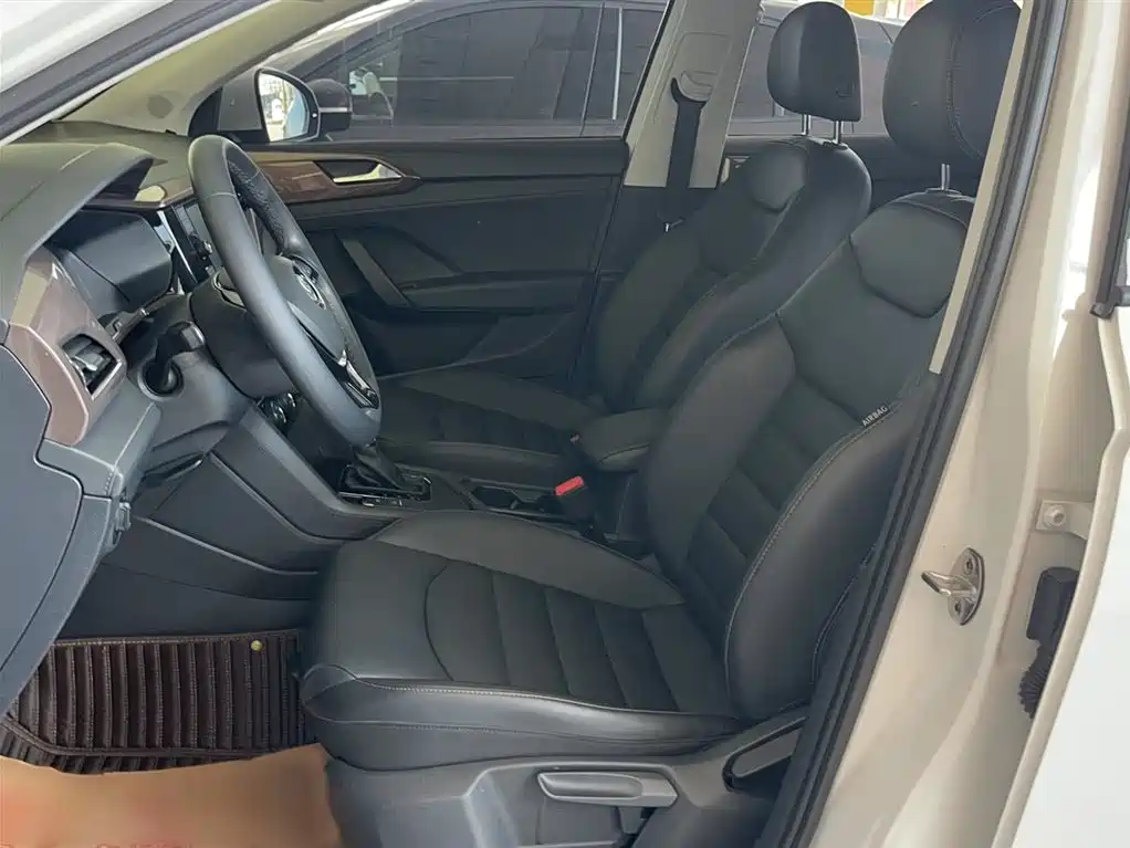 Volkswagen Tharu 2019 280TSI 2WD Comfort Edition China VI фото 9