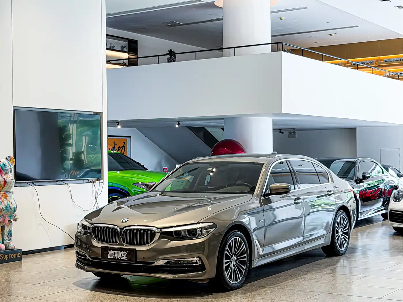 BMW 5 Series 2018 540Li Executive Version