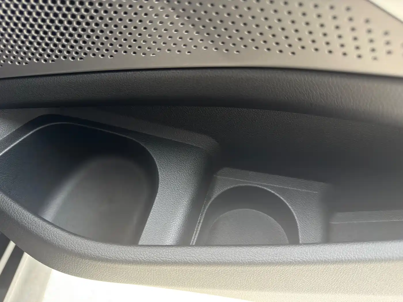 BMW i3 2024 eDrive 35 L фото 20