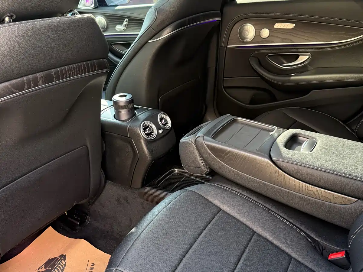 Mercedes-Benz E-Class 2020 Model E 260 L Sport фото 7
