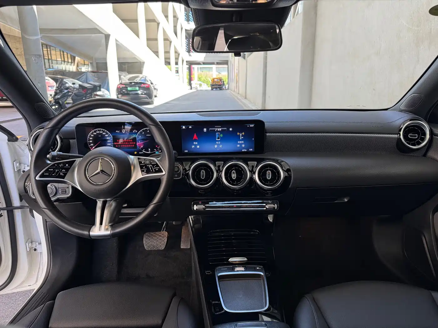 Mercedes-Benz A-Class 2023 A 180 L фото 8